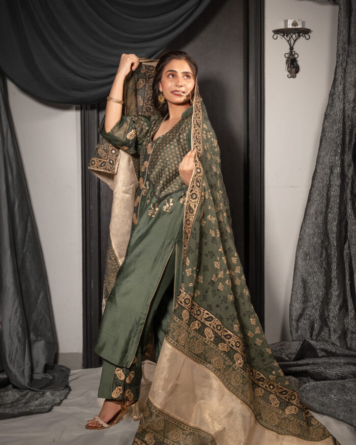 Naaz - e - Khushboo - Image 2